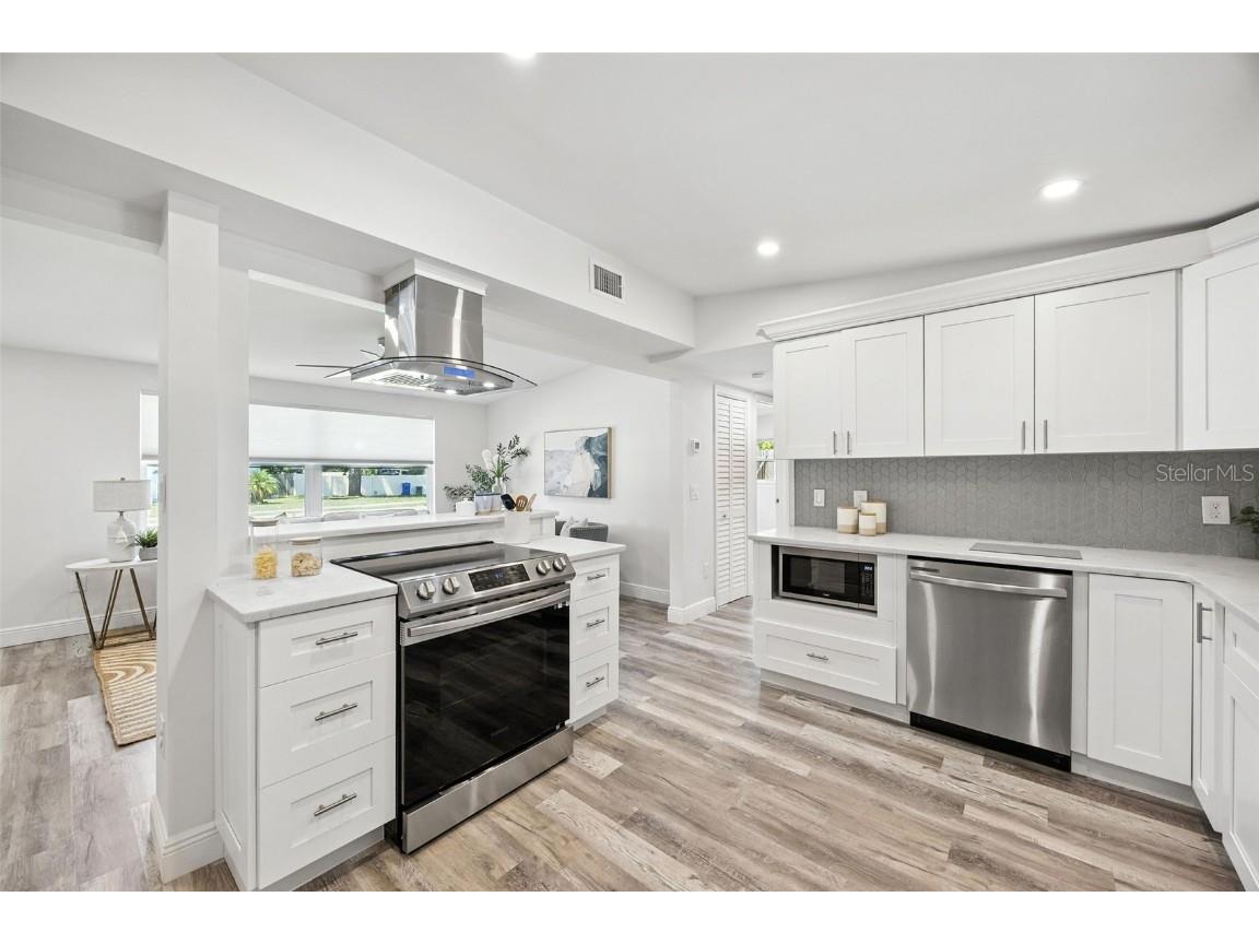 657 Laura Lane Dunedin FL 34698 TB8409793 image13