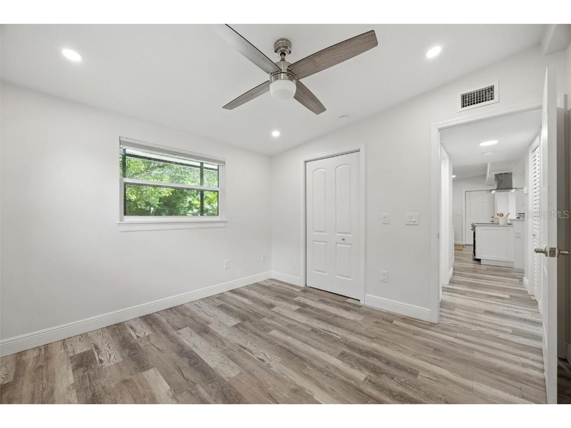 657 Laura Lane Dunedin FL 34698 TB8409793 image24