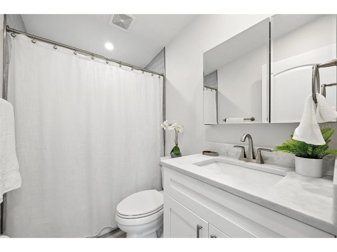 657 Laura Lane Dunedin FL 34698 TB8409793 image25