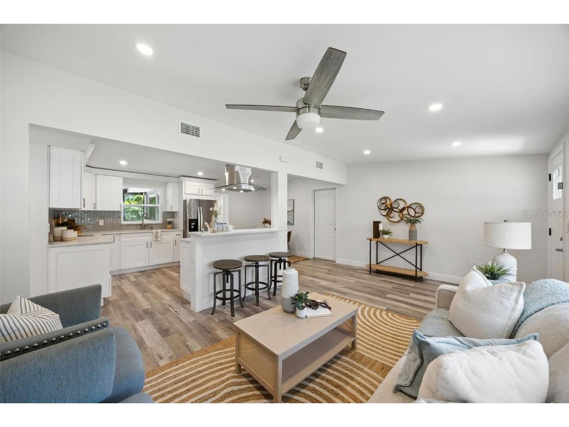 657 Laura Lane Dunedin FL 34698 TB8409793 image8