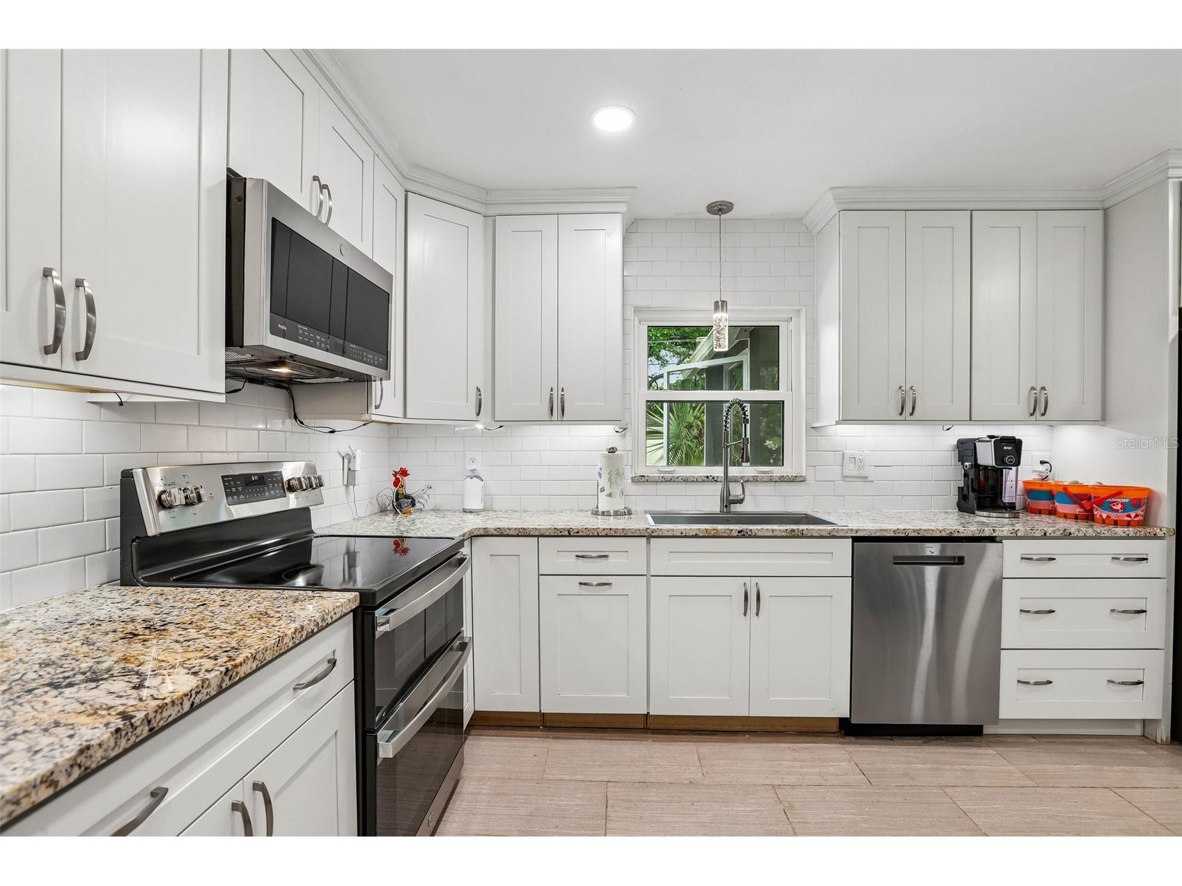 657 Marjon Avenue Dunedin FL 34698 TB8501683 image6