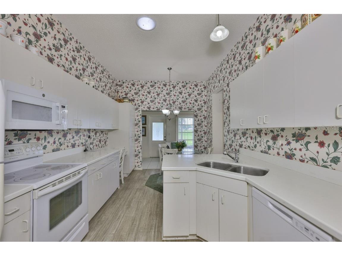 657 Masterpiece Drive #154 Sun City Center FL 33573 TB8420854 image13