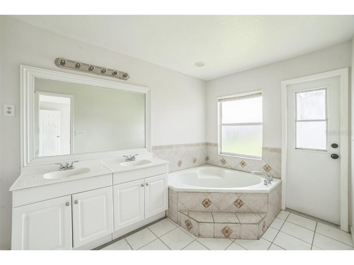 657 Mckinley Court Kissimmee FL 34758 O6313270 image30