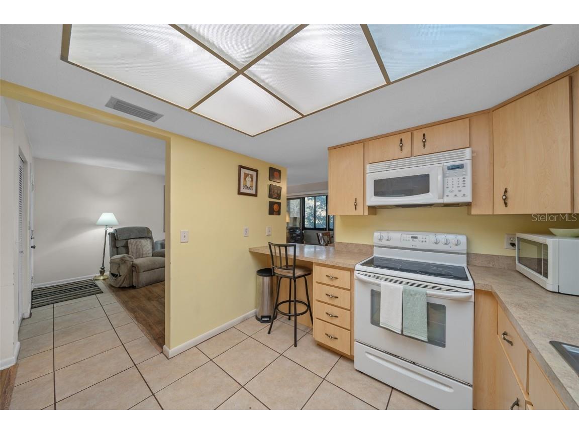 657 Midway Drive #A Ocala FL 34472 - LAKE SPARKLE OM697077 image19