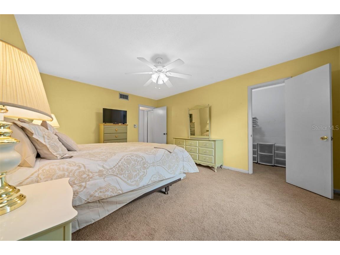 657 Midway Drive #A Ocala FL 34472 - LAKE SPARKLE OM697077 image24