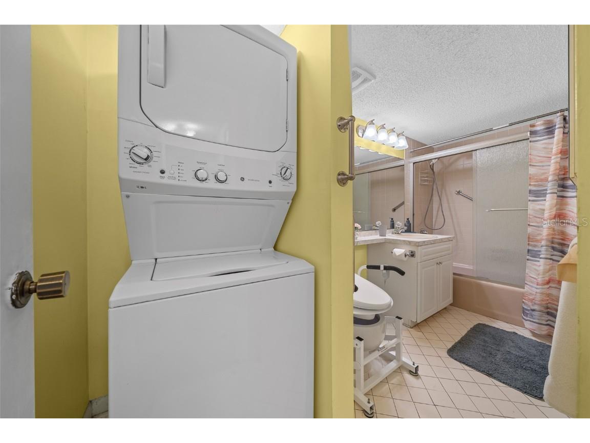 657 Midway Drive #A Ocala FL 34472 - LAKE SPARKLE OM697077 image27