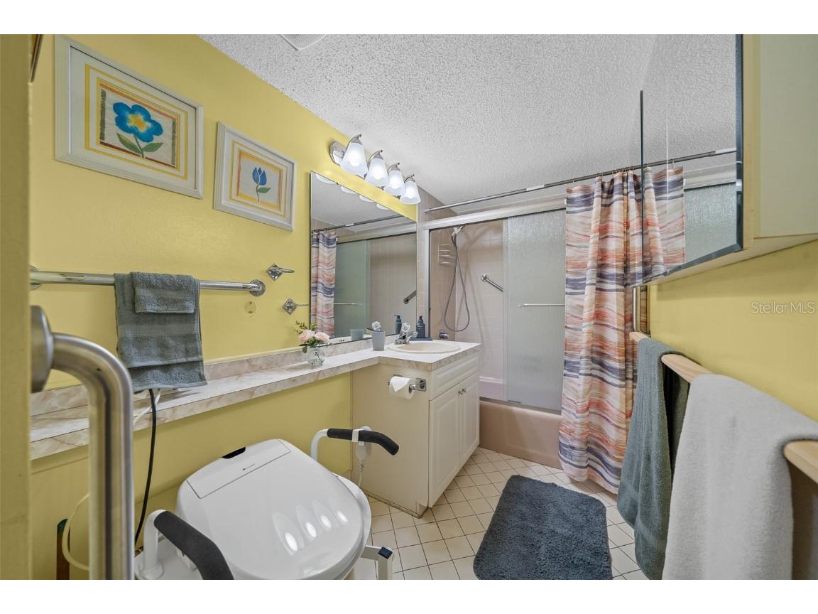 657 Midway Drive #A Ocala FL 34472 - LAKE SPARKLE OM697077 image29