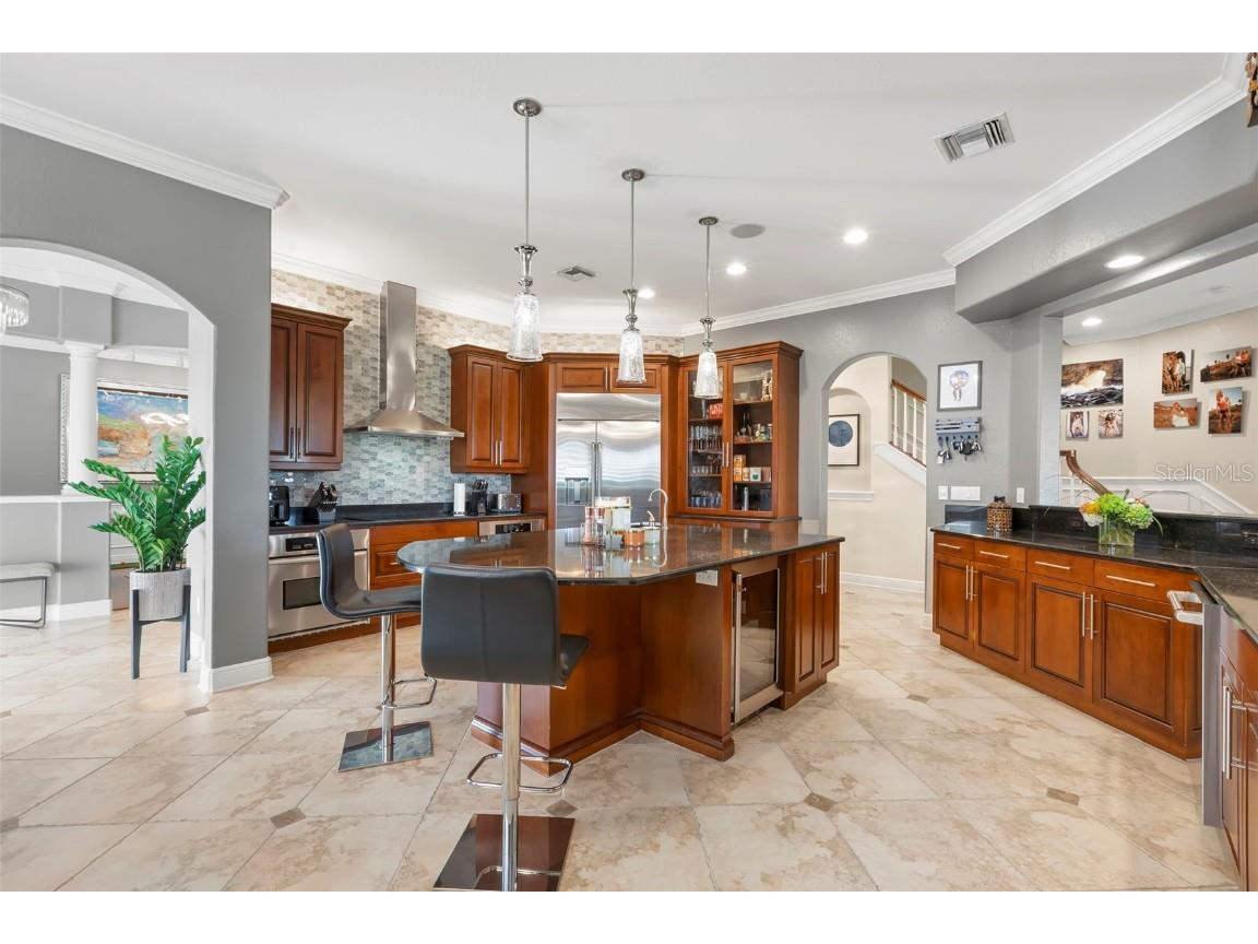 657 Saxony Boulevard Saint Petersburg FL 33716 TB8440826 image10