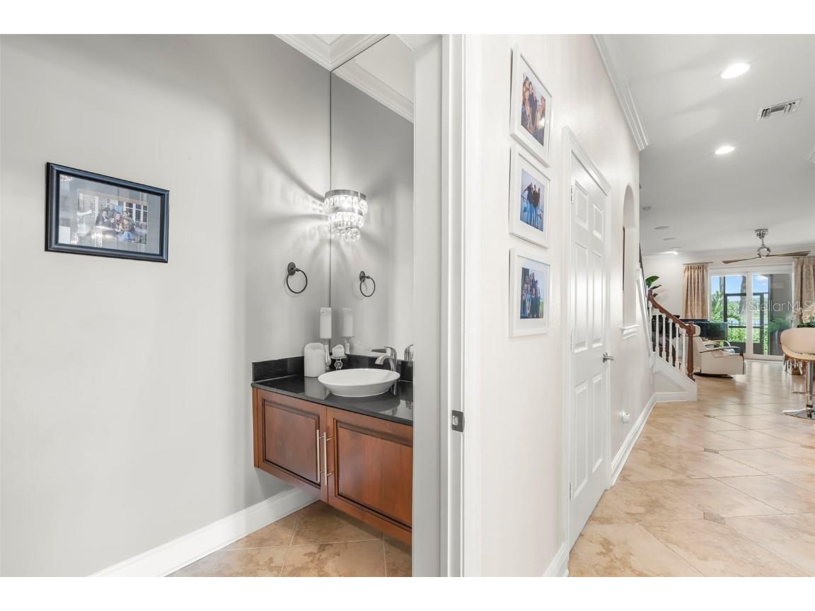 657 Saxony Boulevard Saint Petersburg FL 33716 TB8440826 image21