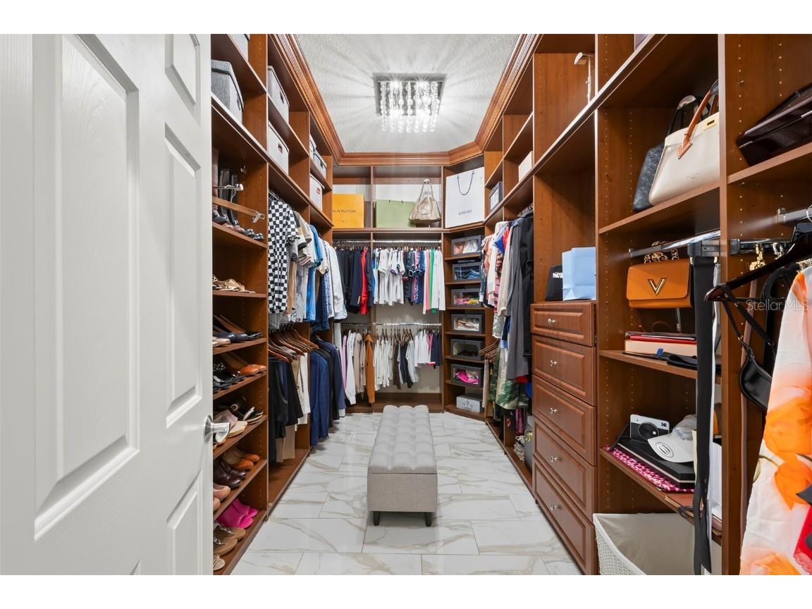 657 Saxony Boulevard Saint Petersburg FL 33716 TB8440826 image43