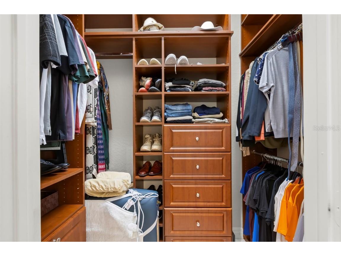 657 Saxony Boulevard Saint Petersburg FL 33716 TB8440826 image44