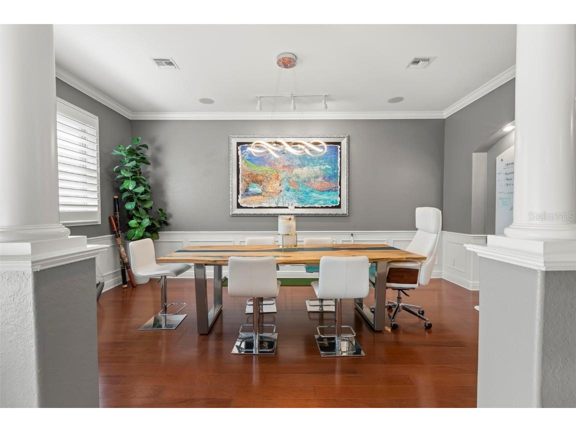 657 Saxony Boulevard Saint Petersburg FL 33716 TB8440826 image5