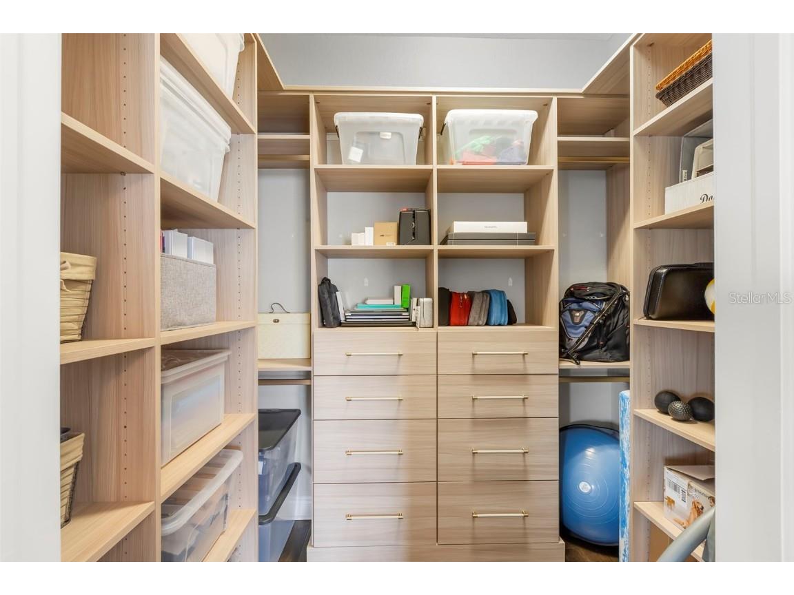 657 Saxony Boulevard Saint Petersburg FL 33716 TB8440826 image56