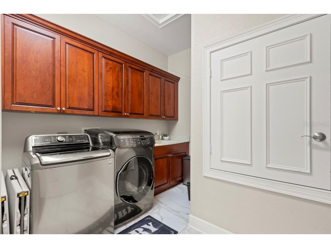 657 Saxony Boulevard Saint Petersburg FL 33716 TB8440826 image57