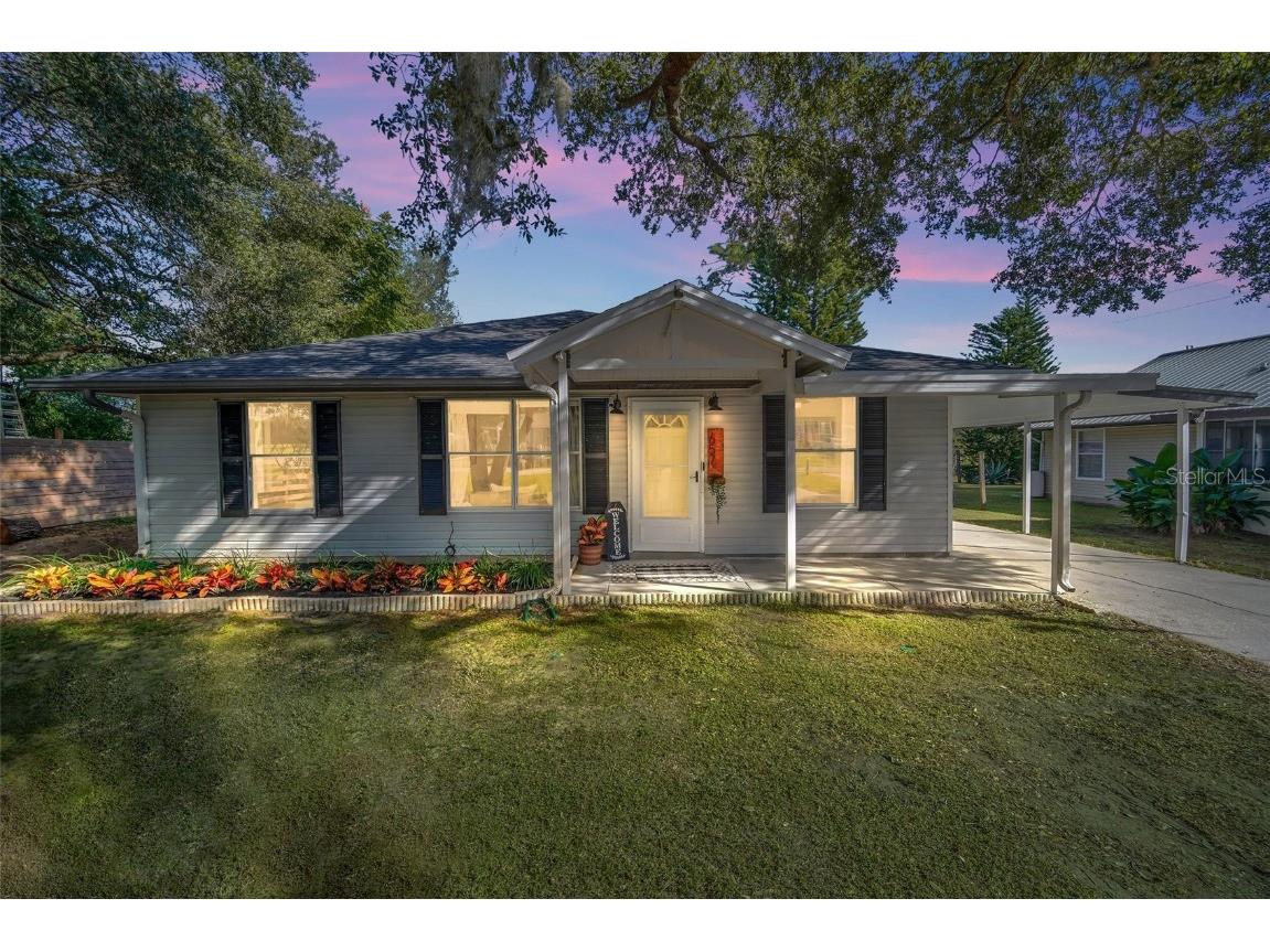 657 Warner Street Groveland FL 34736 O6162432 image1