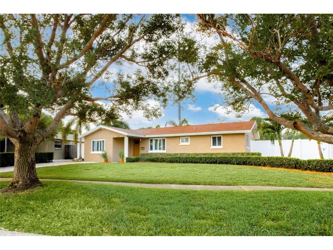 6570 3rd Avenue S Saint Petersburg FL 33707 U8193166 image1