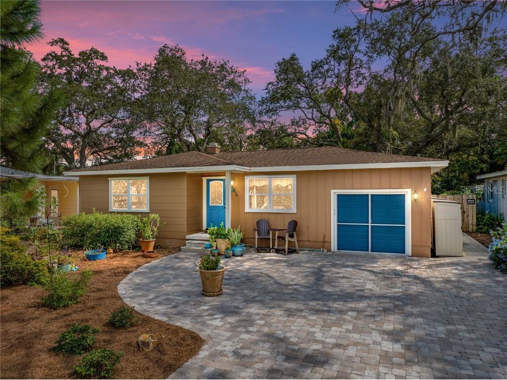 6570 Emerson Avenue S Saint Petersburg FL 33707 U8211591 image1