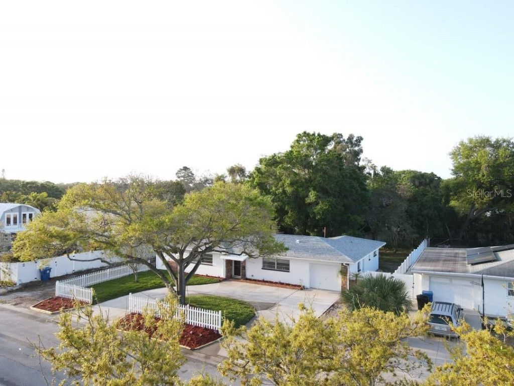 6570 Travelers Way S Saint Petersburg FL 33707 U8195138 image1