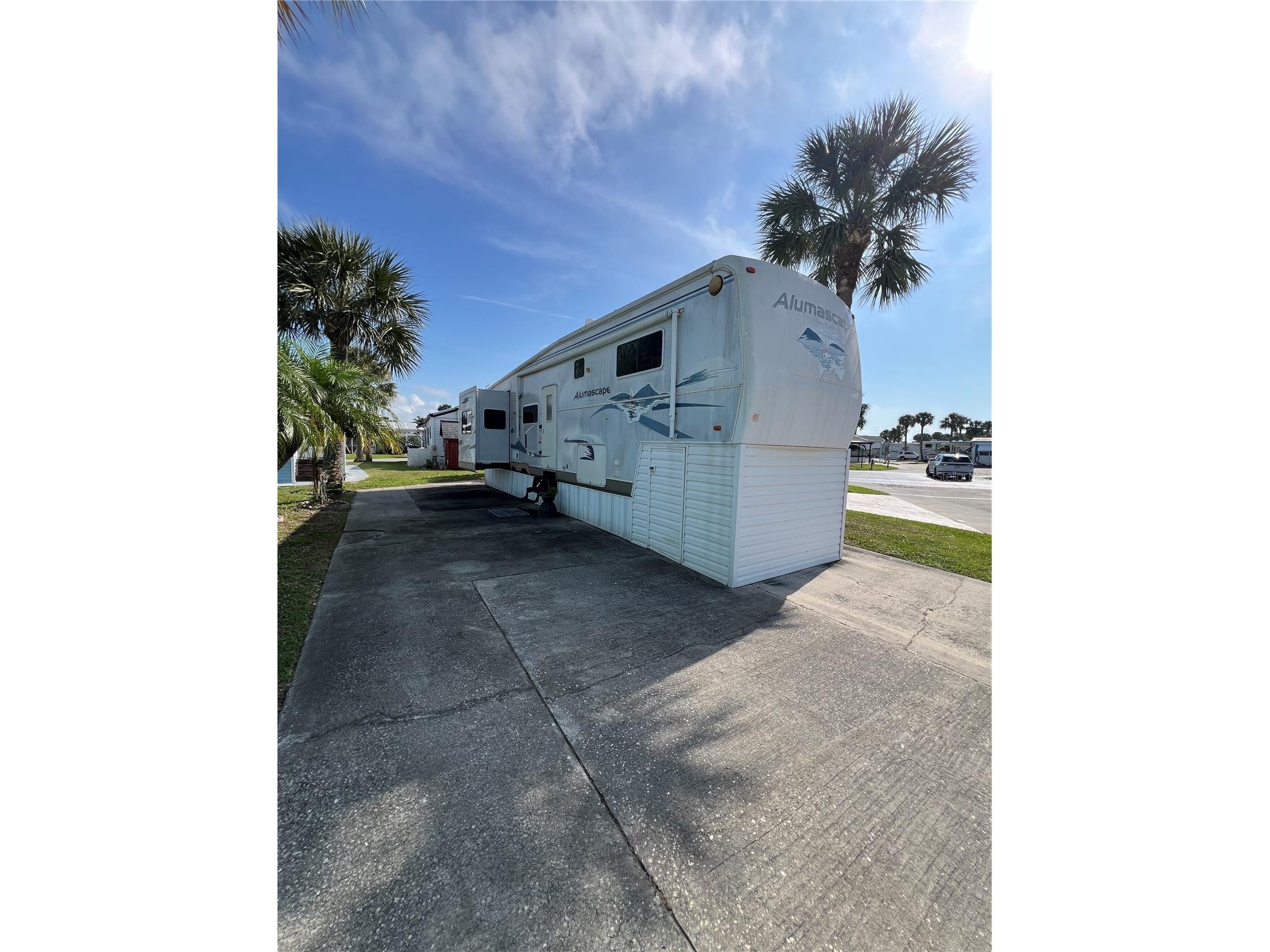 6571 SE 55th Street Okeechobee FL 34974 OK224967 image1