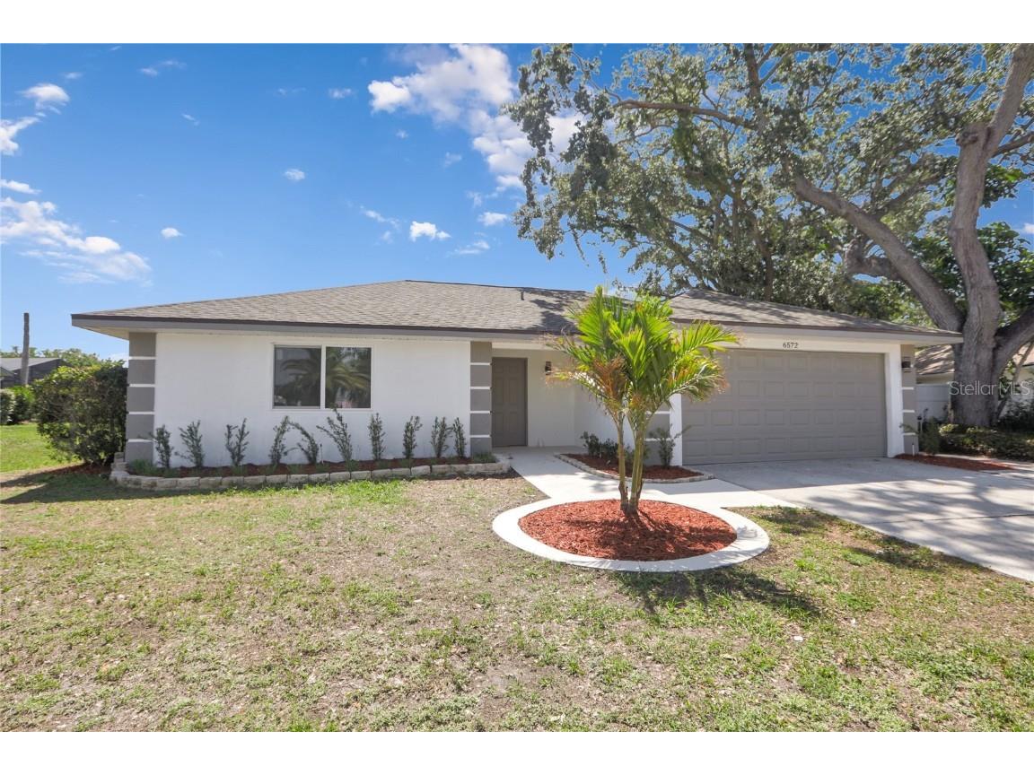 6572 Mauna Loa Boulevard Sarasota FL 34241 O6337820 image1