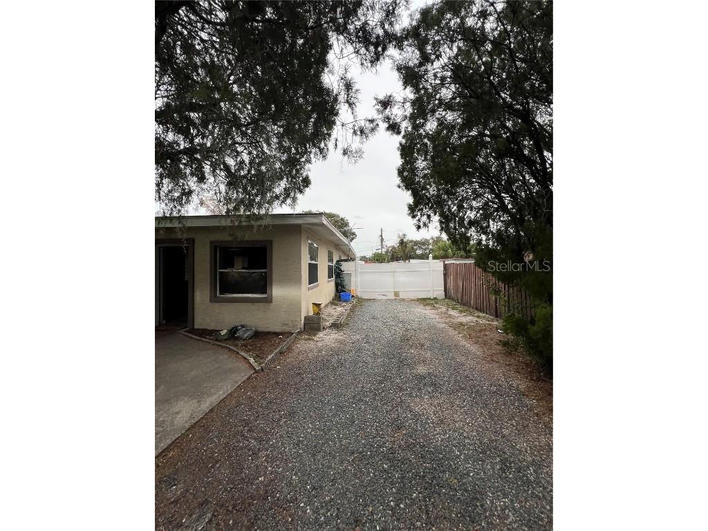 6575 86th Avenue N Pinellas Park FL 33782 U8224868 image1