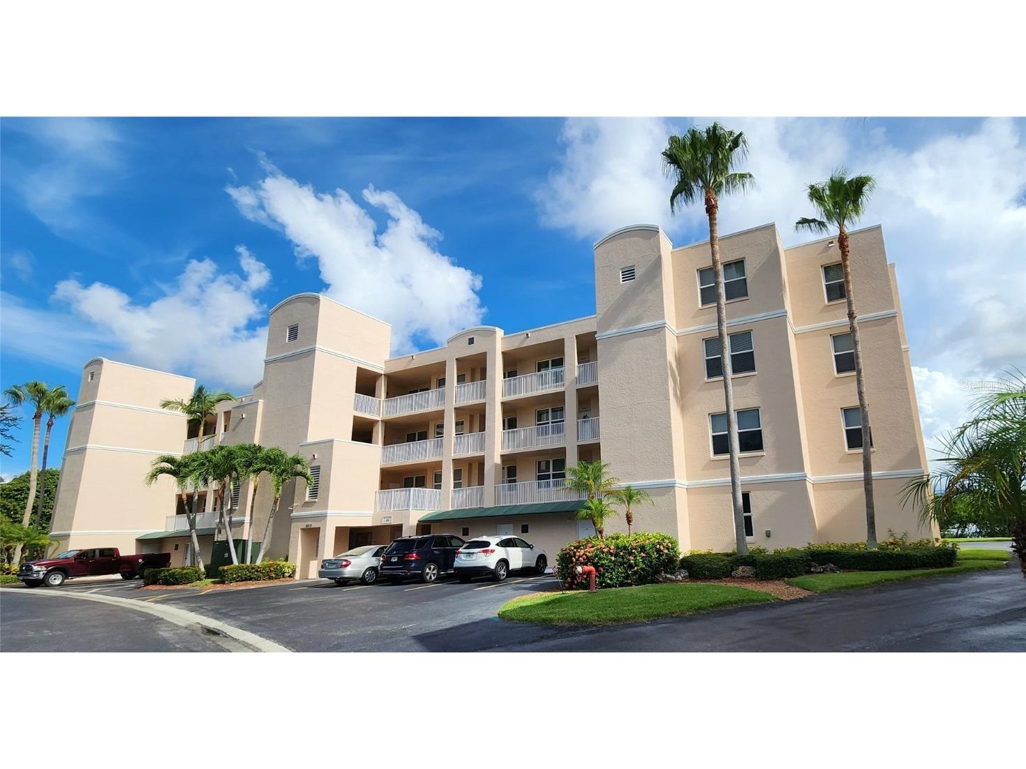 6575 99th Way N #22101 Saint Petersburg FL 33708 U8210652 image1