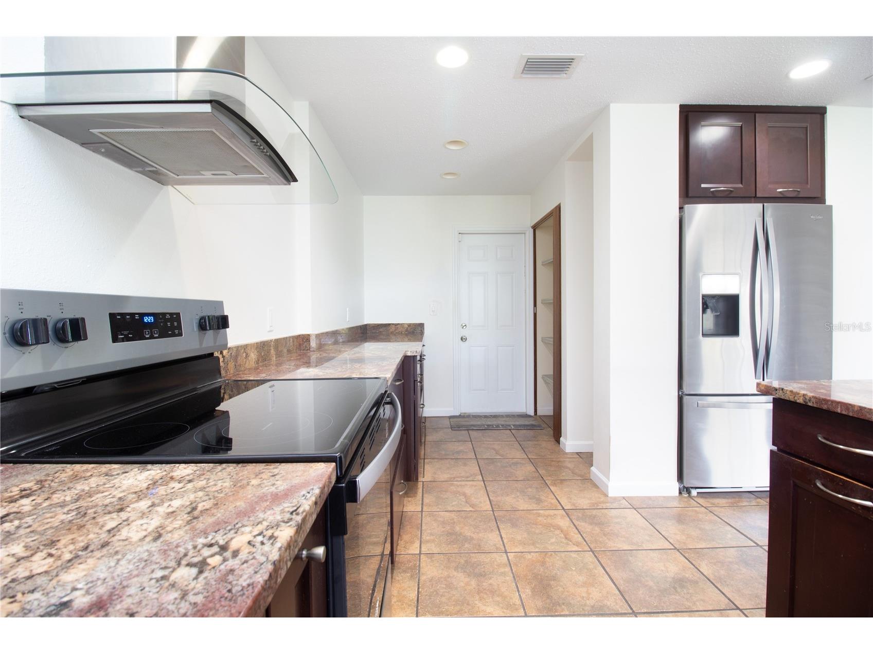 6575 Green Valley Drive Seminole FL 33777 TB8470303 image7