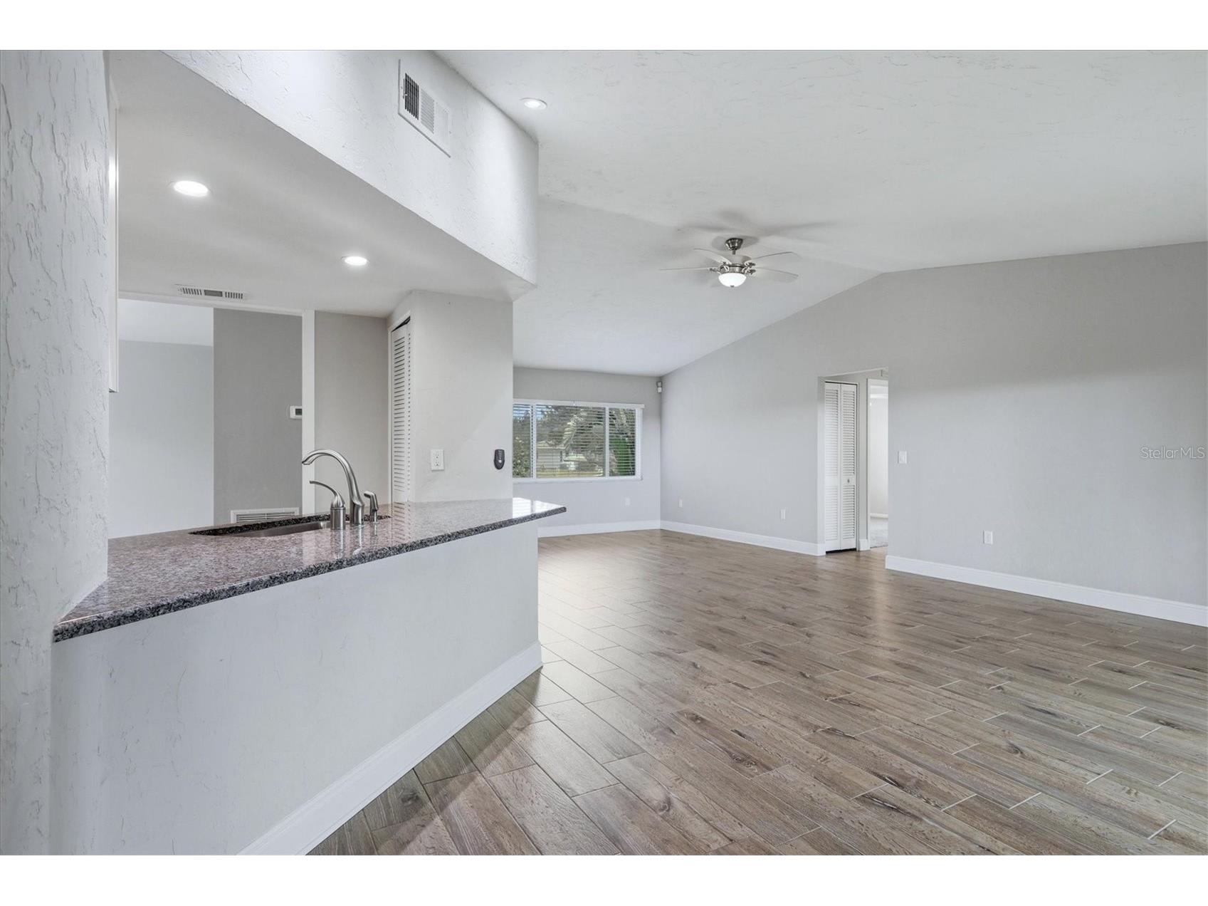 6579 Mauna Loa Boulevard Sarasota FL 34241 A4685839 image21