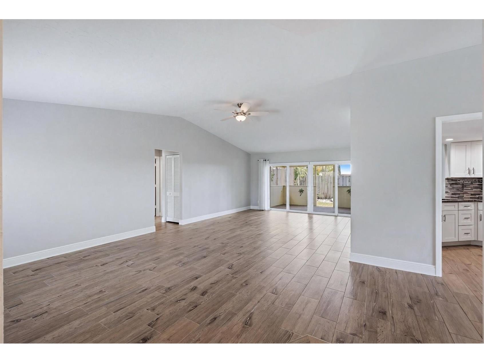 6579 Mauna Loa Boulevard Sarasota FL 34241 A4685839 image24