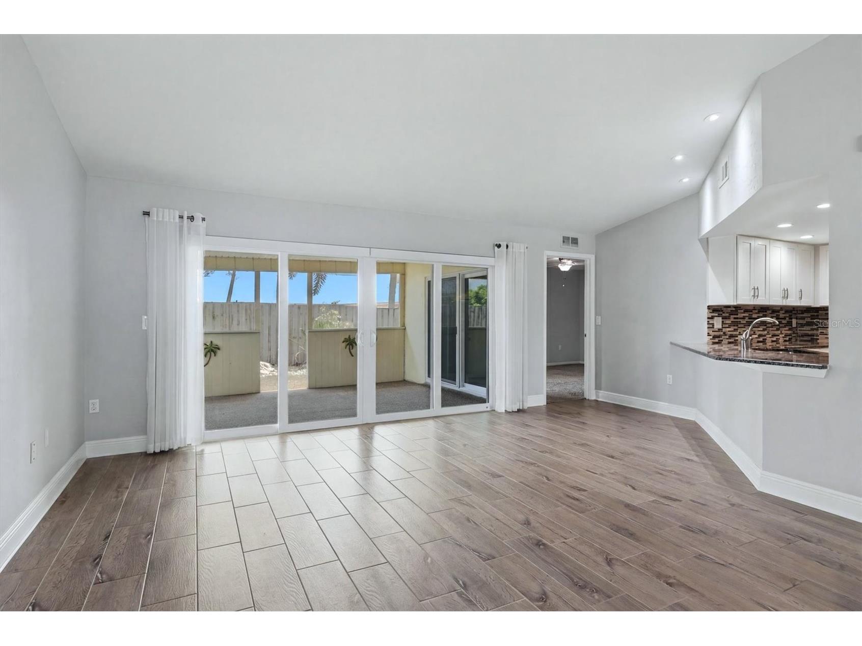 6579 Mauna Loa Boulevard Sarasota FL 34241 A4685839 image26