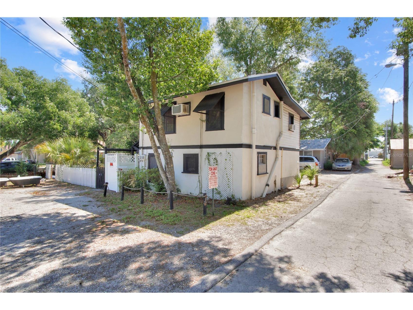 658 Avenue B NW Winter Haven FL 33881 P4938796 image3