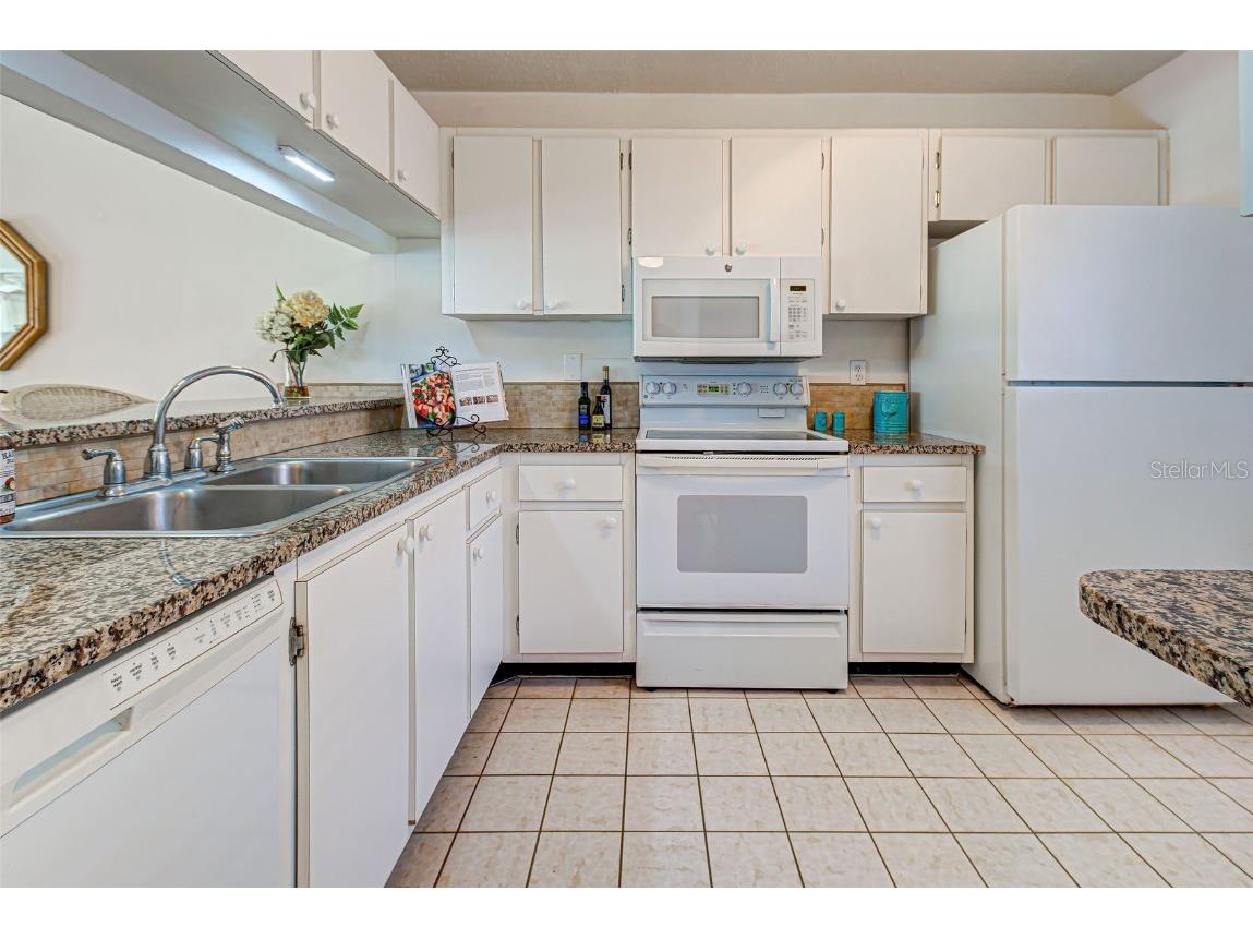 658 Bird Bay Circle #12 Venice FL 34285 N6140092 image24