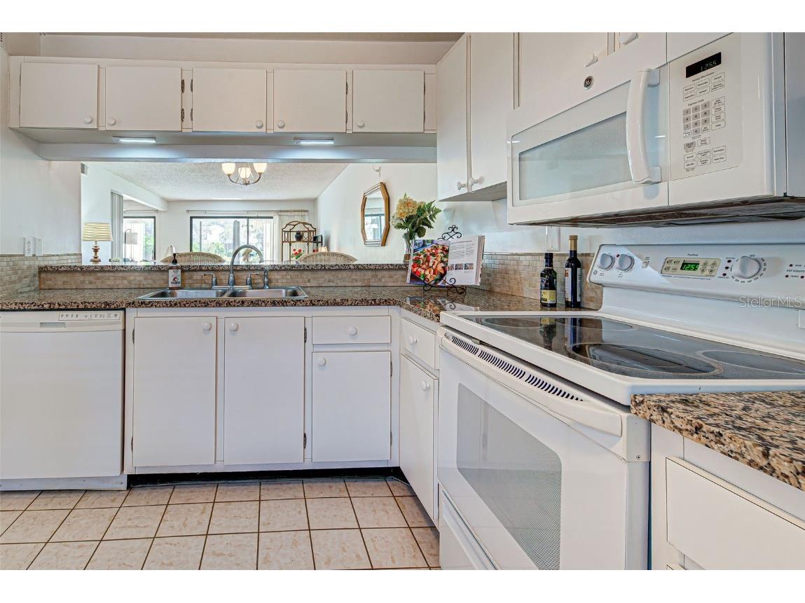 658 Bird Bay Circle #12 Venice FL 34285 N6140092 image25