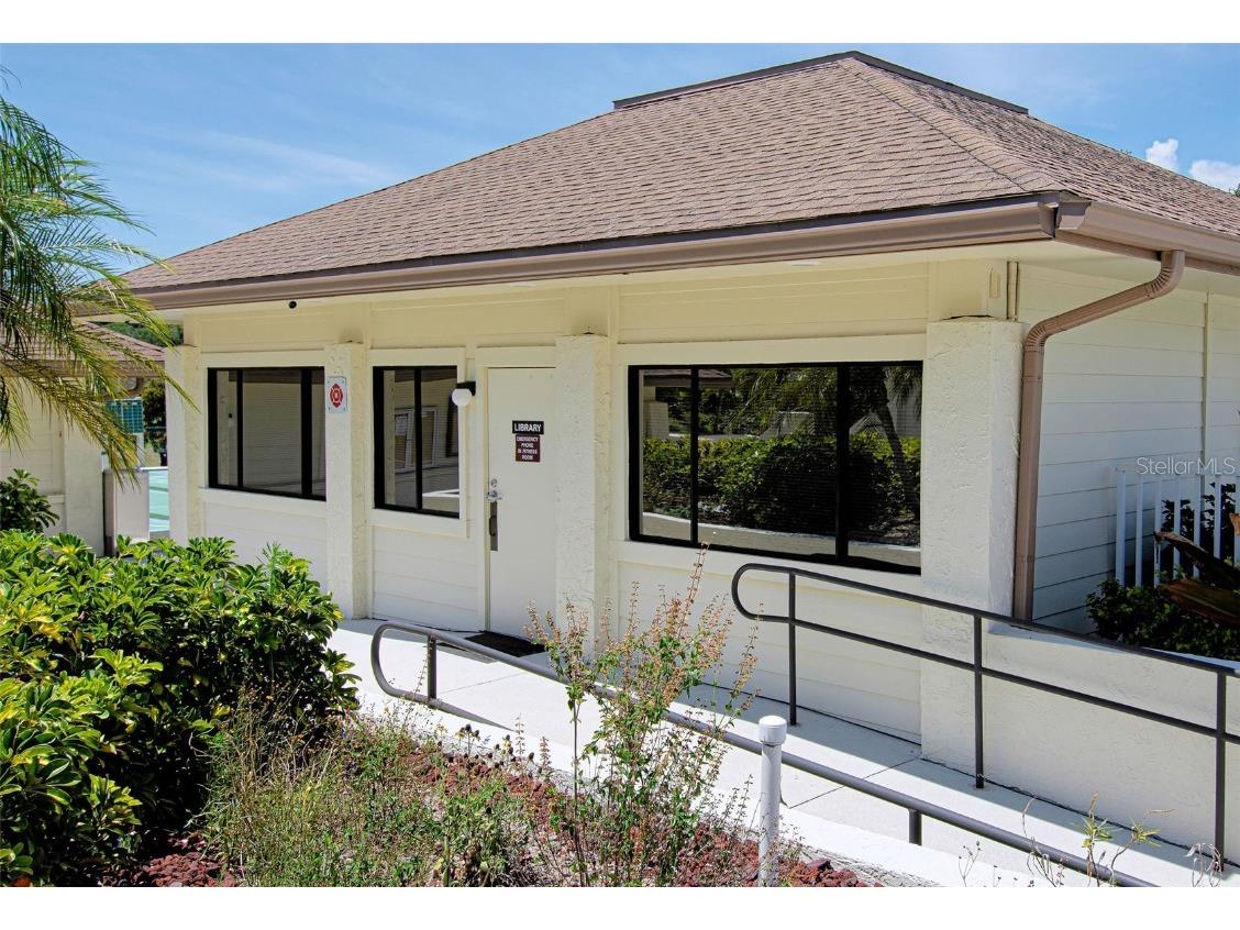 658 Bird Bay Circle #12 Venice FL 34285 N6140092 image55