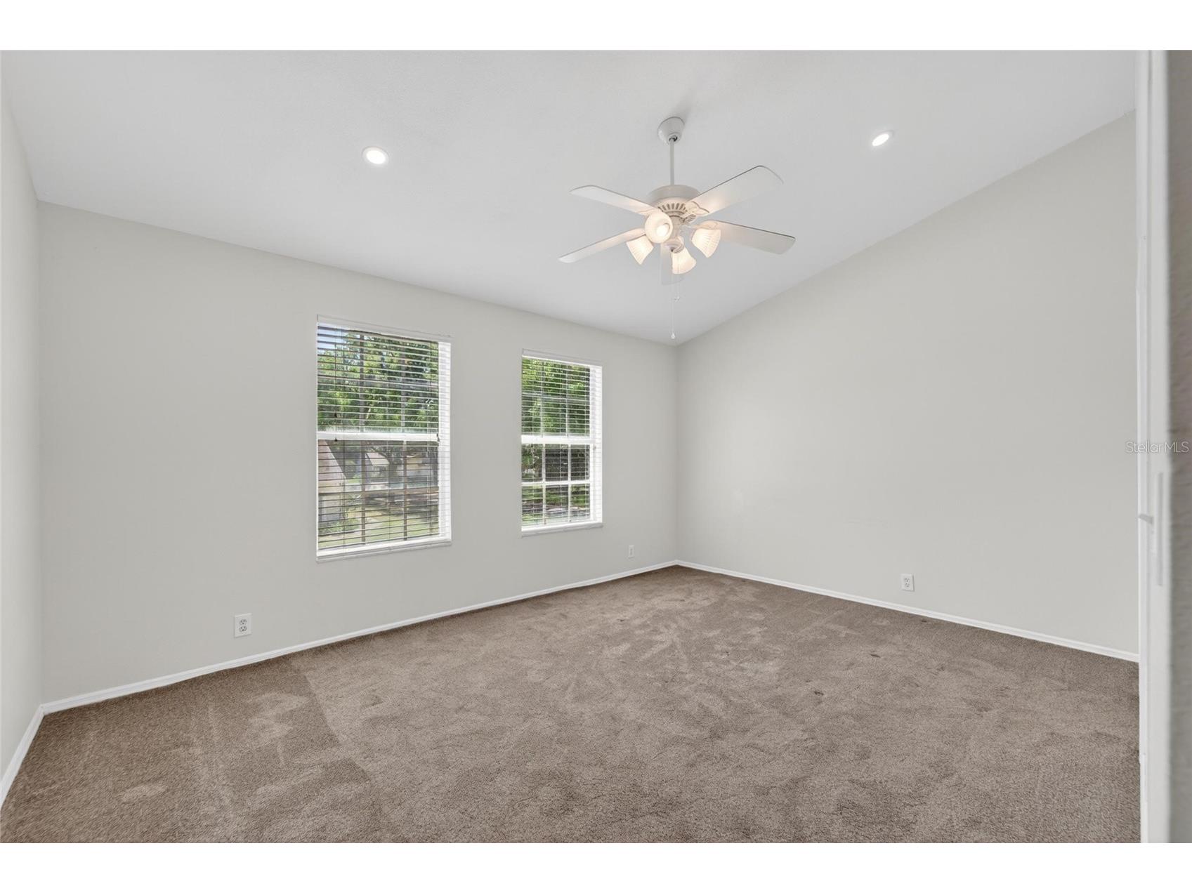 658 Green Valley Road #B3 Palm Harbor FL 34683 TB8499137 image48
