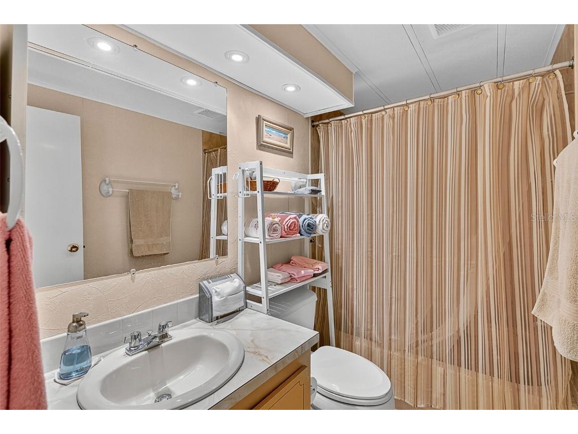 658 La Sala North Port FL 34287 TB8417347 image22