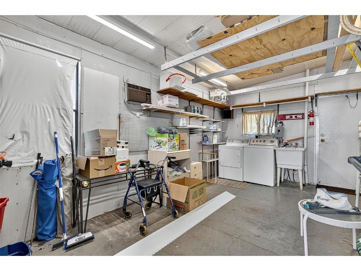 658 La Sala North Port FL 34287 TB8417347 image25