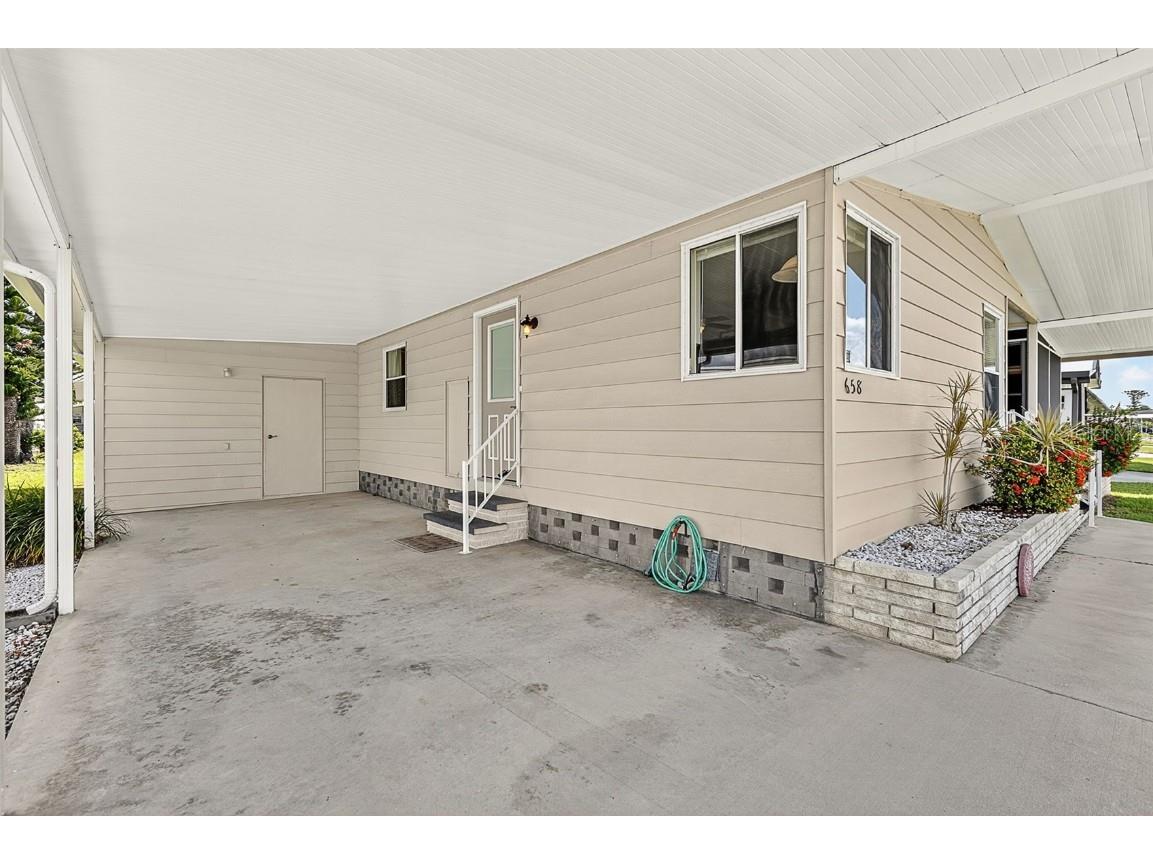 658 La Sala North Port FL 34287 TB8417347 image5