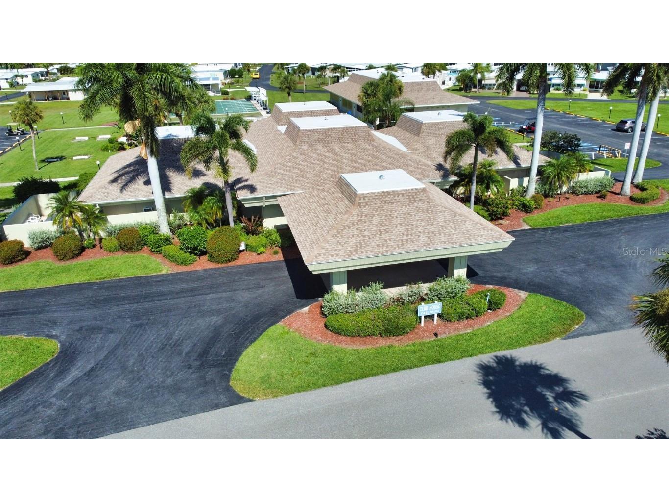 658 La Sala North Port FL 34287 TB8417347 image72