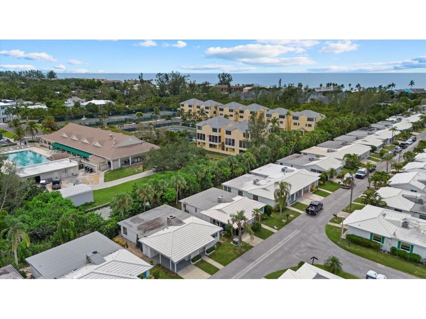 658 Spanish Drive S #108 Longboat Key FL 34228 - SARASOTA BAY/GULF OF AMERICA A4664442 image2