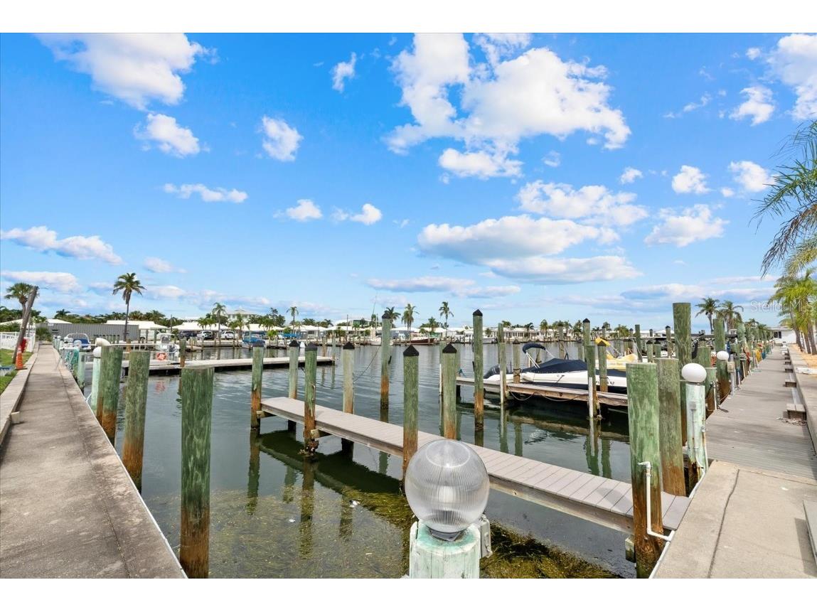 658 Spanish Drive S #108 Longboat Key FL 34228 - SARASOTA BAY/GULF OF AMERICA A4664442 image25