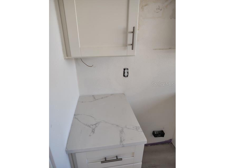 658 Spanish Drive S #108 Longboat Key FL 34228 - SARASOTA BAY/GULF OF AMERICA A4664442 image8