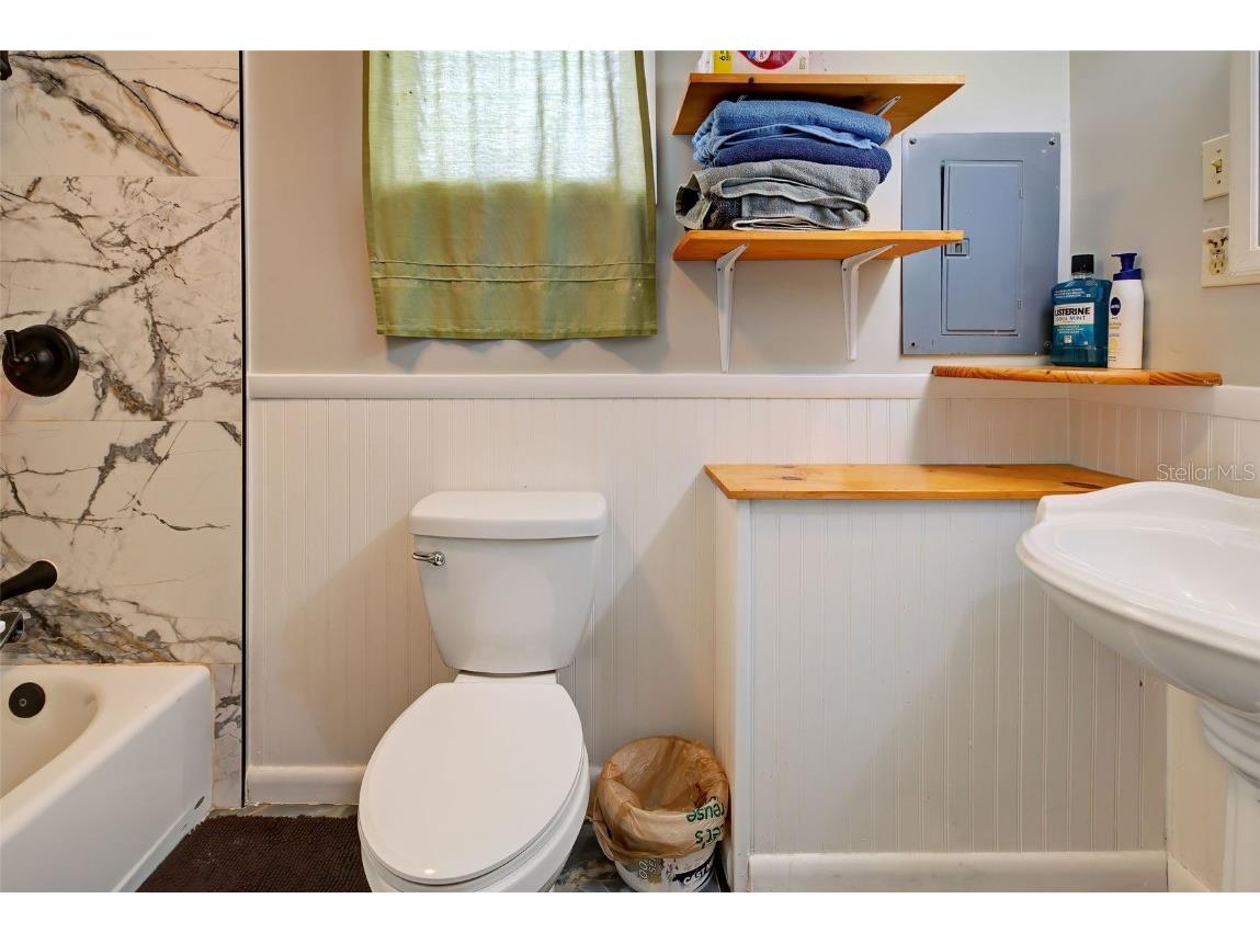 658 Via Cala Englewood FL 34224 C7502880 image19