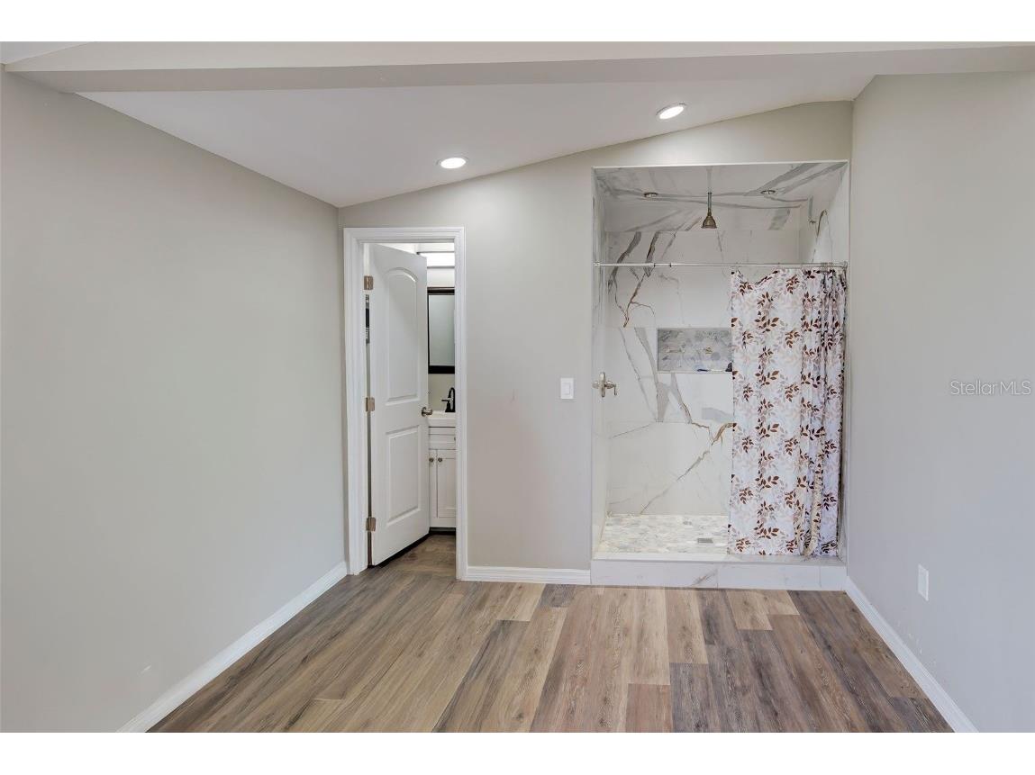 658 Via Cala Englewood FL 34224 C7502880 image2