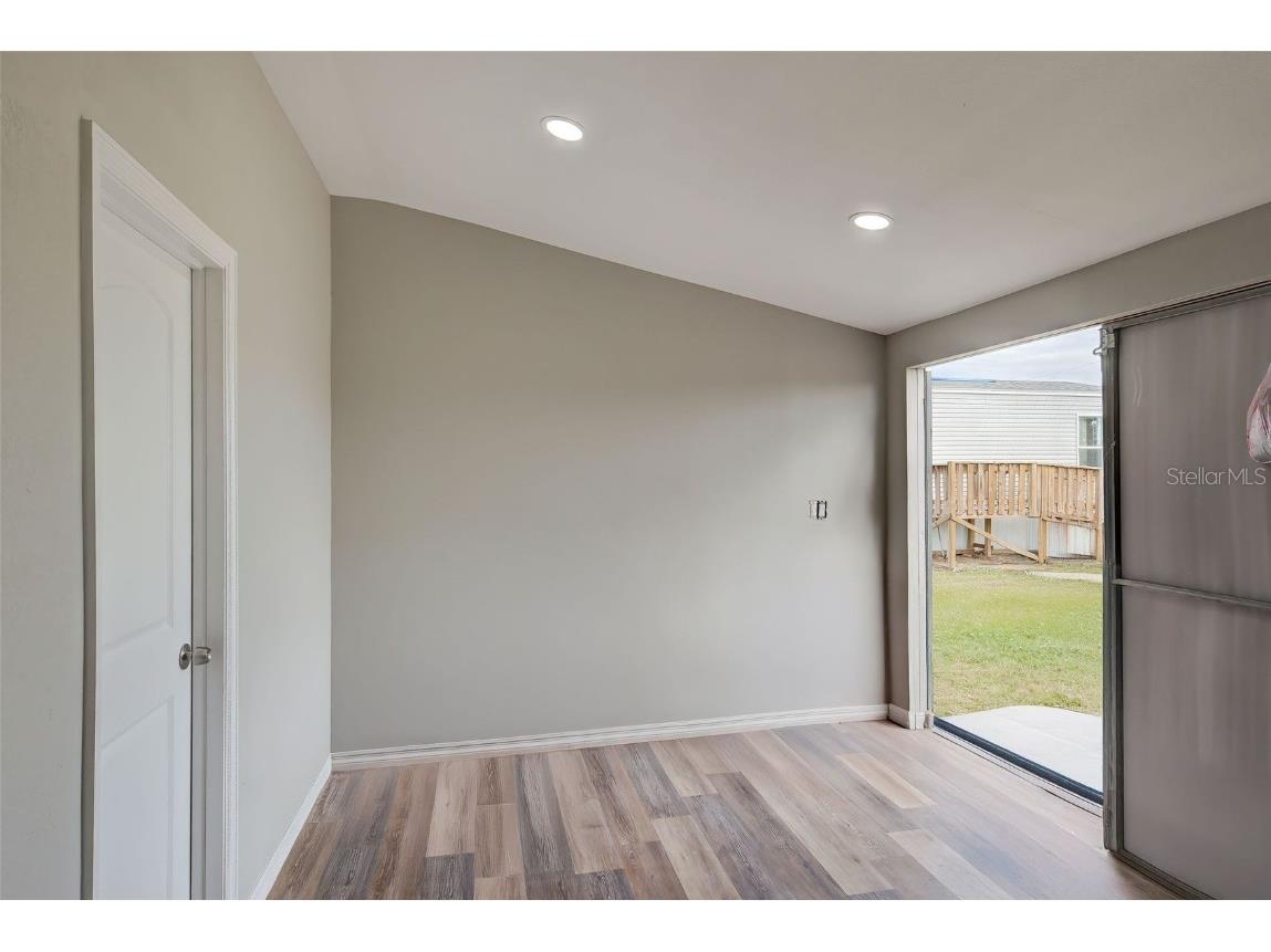 658 Via Cala Englewood FL 34224 C7502880 image3