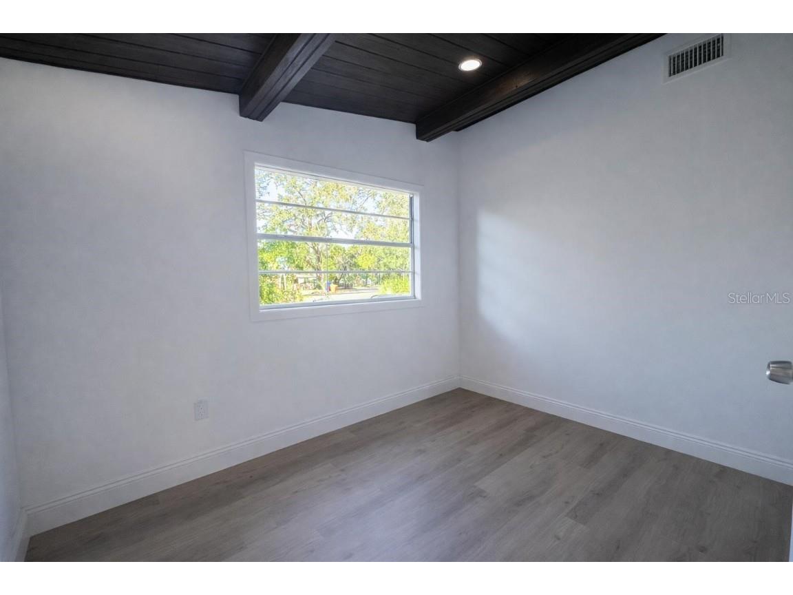 6580 10th Avenue Terrace S Saint Petersburg FL 33707 TB8457161 image11