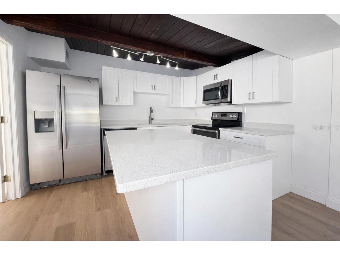 6580 10th Avenue Terrace S Saint Petersburg FL 33707 TB8457161 image3