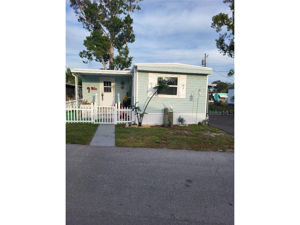 6580 Seminole Boulevard #537 Seminole FL 33772 U8223670 image1