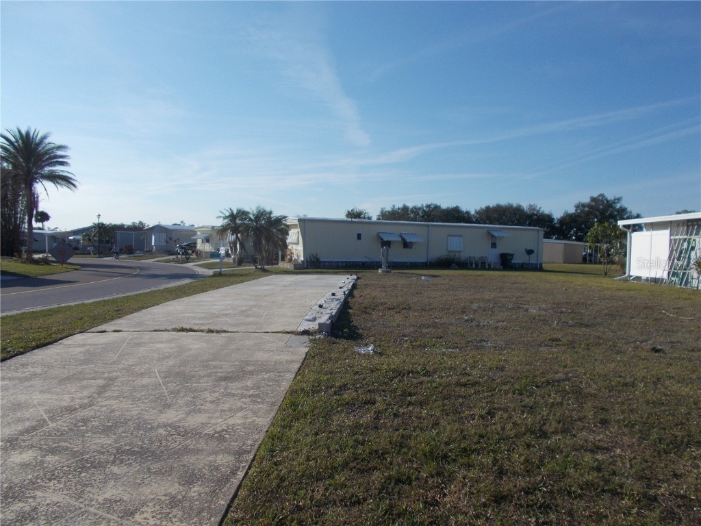 6581 Center Lane North Port FL 34287 C7475651 image2