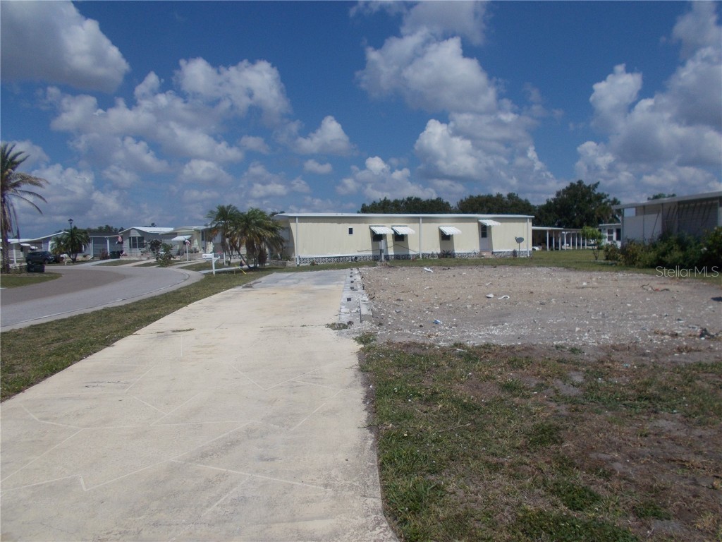 6581 Center Lane North Port FL 34287 C7475651 image3